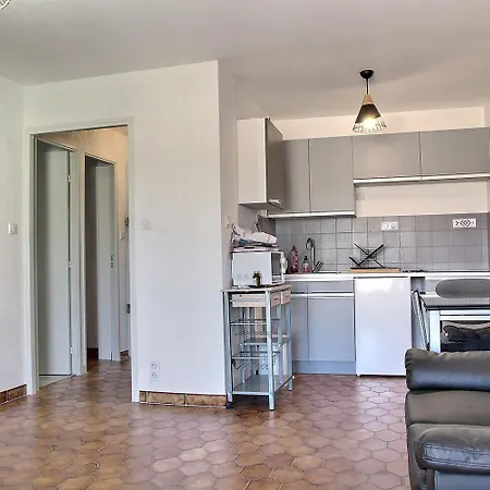 Pin Rolland Apartment *