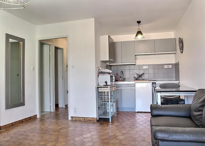 Pin Rolland 아파트 *