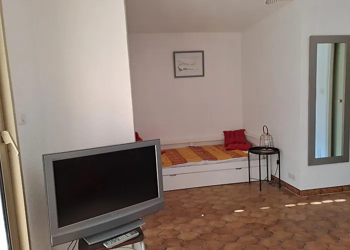 아파트 Pin Rolland 생 망드리에 쉬르 메르